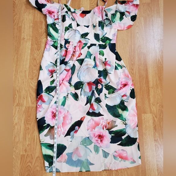 City Chic 'Love Me Do' Floral Cold Shoulder Dress - size 16 - Picture 11 of 14